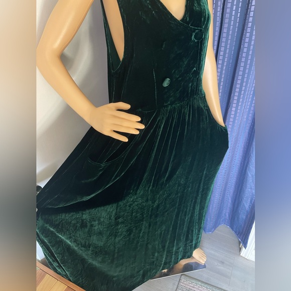 Vintage Emerald Velour Dress S-M - Picture 4 of 10